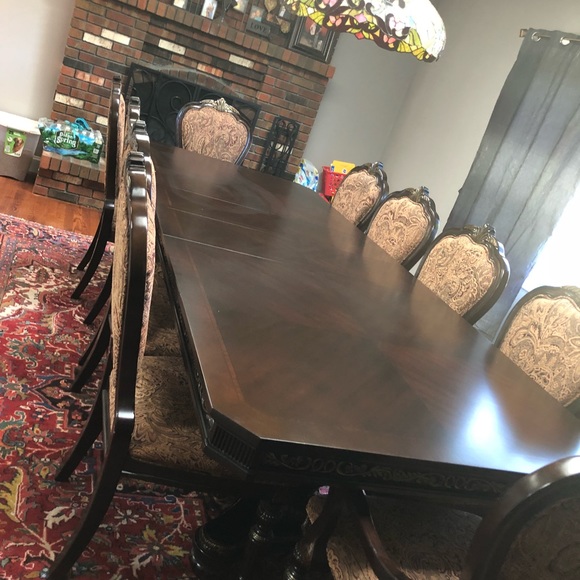 Dining room Set - Picture 2 of 6